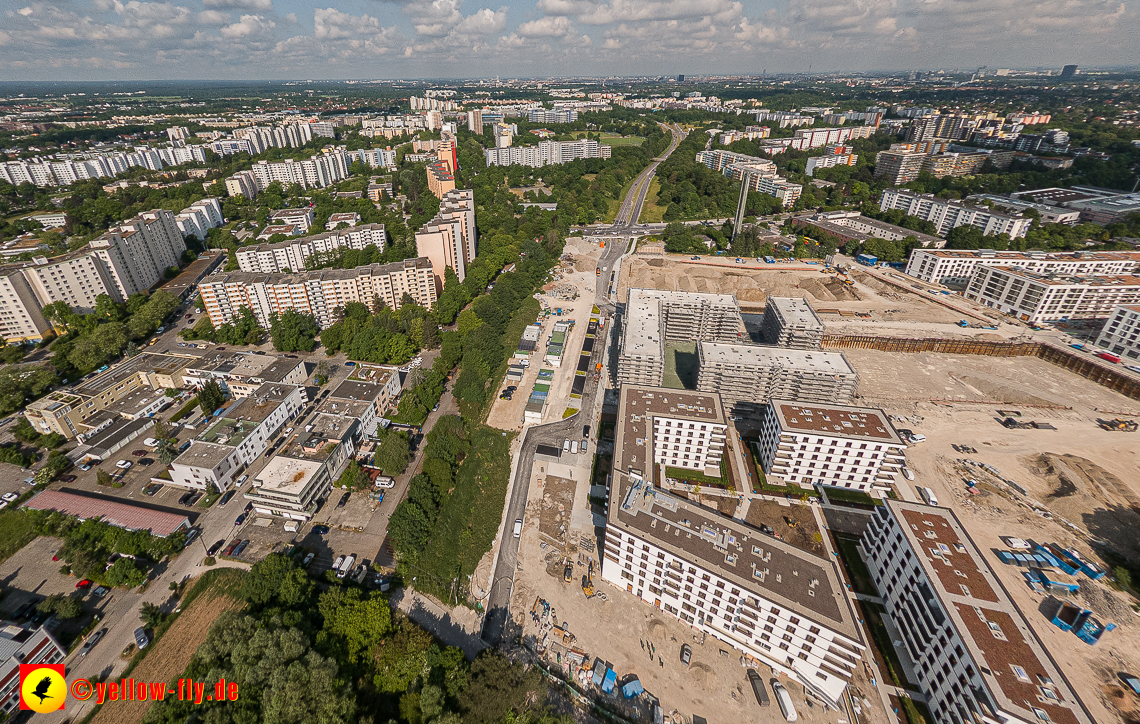 07.06.2023 - Aktuelle Luftbilder aus dem Alexisquartier und Pandion Verde in Neuperlach in München
